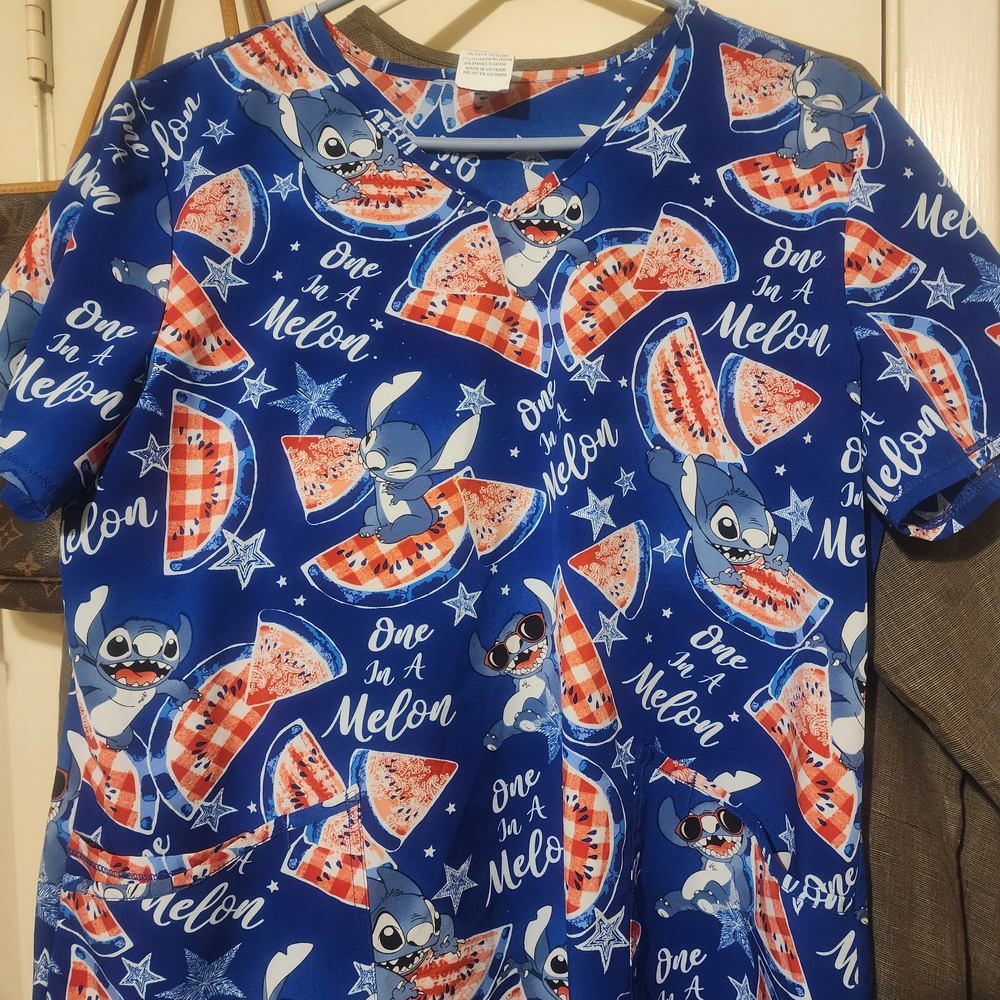 Disney Blue Red Stitch Character Scrubbs Top With Front Pockets Large